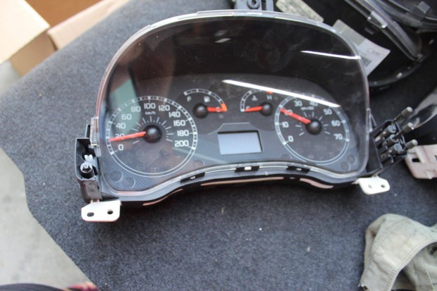 Fiat Panda (2nd gen) racsoport 51711237