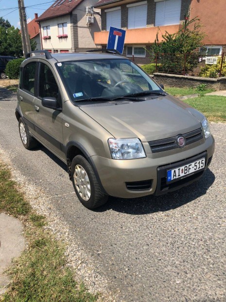 Fiat Panda /�sszker�k meghajt�s /