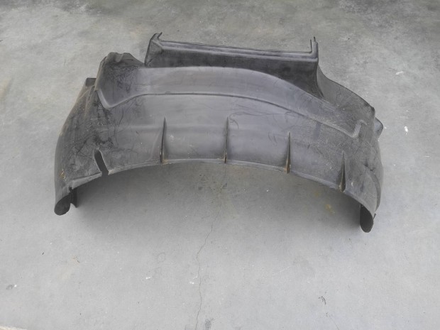Fiat Panda bal első dobbetét kerékjárati műanyag 2003-2012