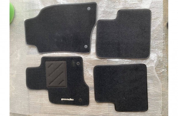 Fiat Panda új szőnyeg szett 71807461
