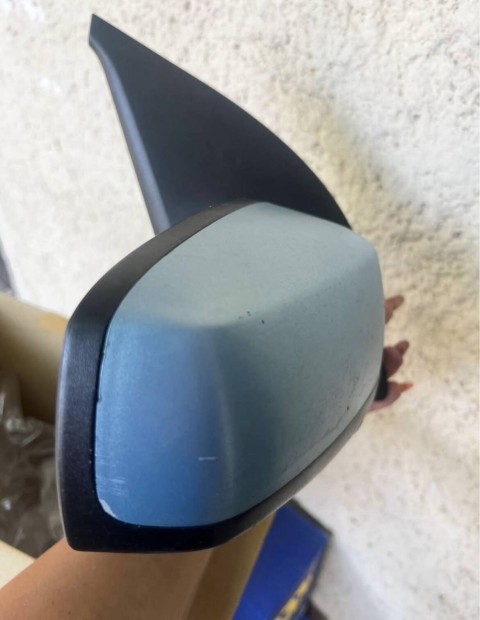 Fiat Panda visszapillant�