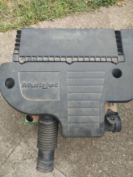 Fiat Punto 188A9000 Levegszr haz lgtmeg mrvel egytt 