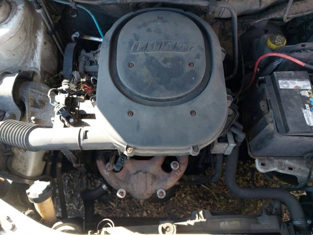 Fiat Punto 1.2 8V v�lt�