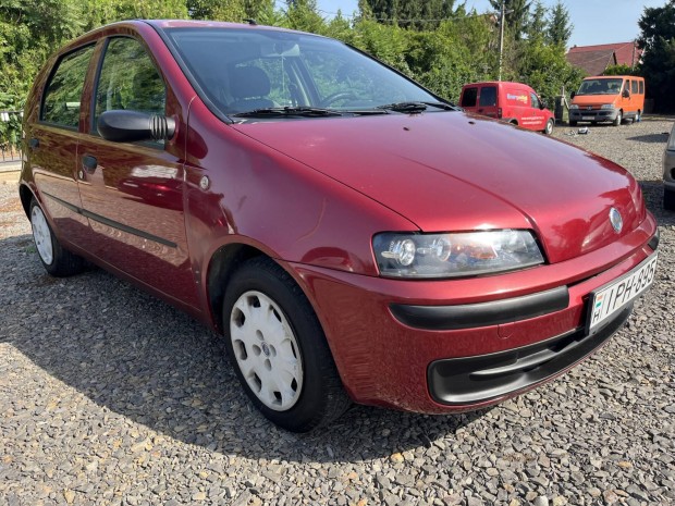 Fiat Punto 1.2 Dynamic Klíma. Friss műszaki