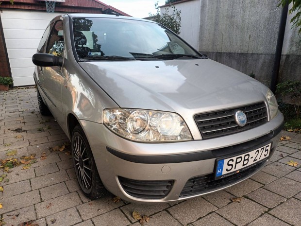 Fiat Punto 1,2 benzin elad