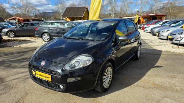Fiat Punto 1.4 Young S&S EU6 126e km! T�li �s n...