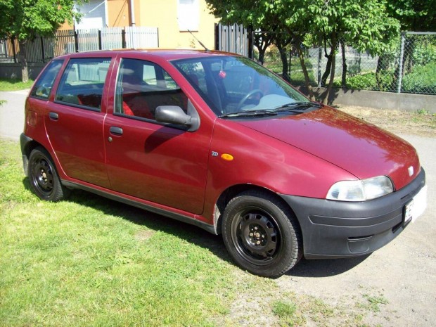 Fiat Punto 1,7TD szervzcuccok eladk