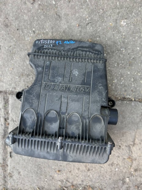 Fiat Punto 2 1.2 16W légszűrőház