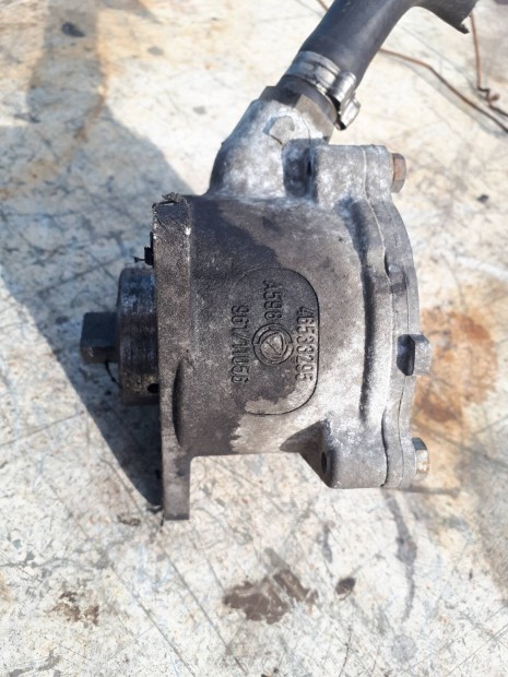Fiat Punto 2 , 1.9 diesel fék vákuumszivattyú 46533295