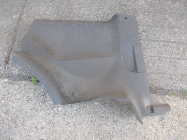 Fiat Punto 2 bal hátsó csomagtartó burkolat 3 ajtós 1999-2004