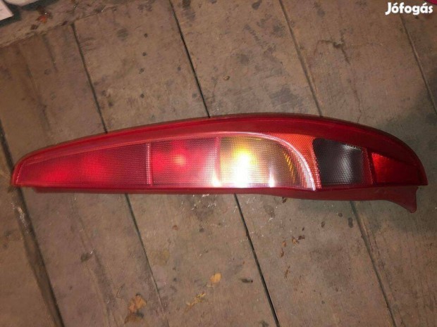 Fiat Punto 2 és 2B jobb hátsó lámpa