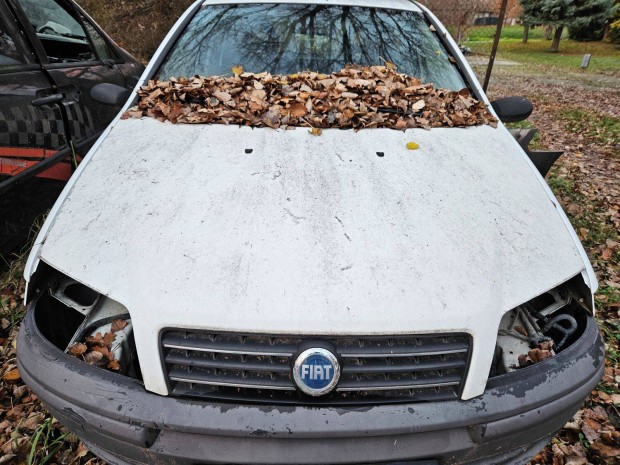 Fiat Punto 2 gépháztető motorháztető 2003-