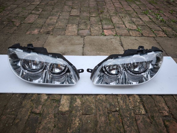 Fiat Punto 2 gy�ri Valeo els� f�nysz�r� p�r