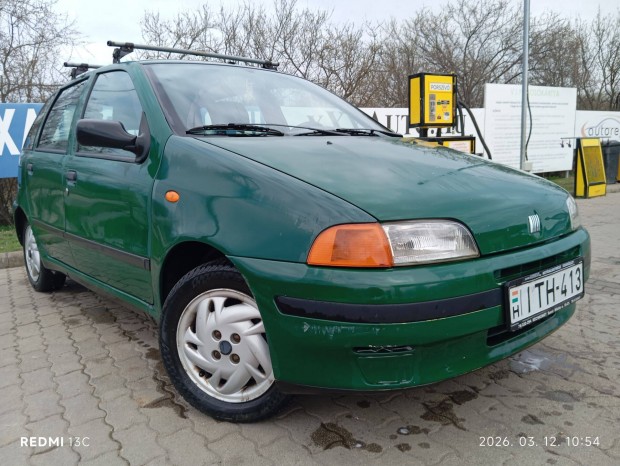 Fiat Punto Elad�