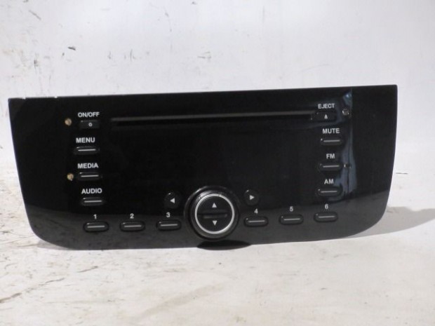 Fiat Punto Evo, My Punto, Nouva Punto cd-s rádió nincs hozzá kód!!!!