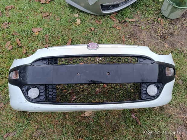Fiat Punto Evo első lökhárító