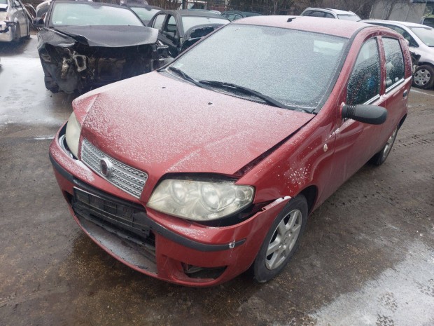 Fiat Punto II 1.2 8V v�lt�