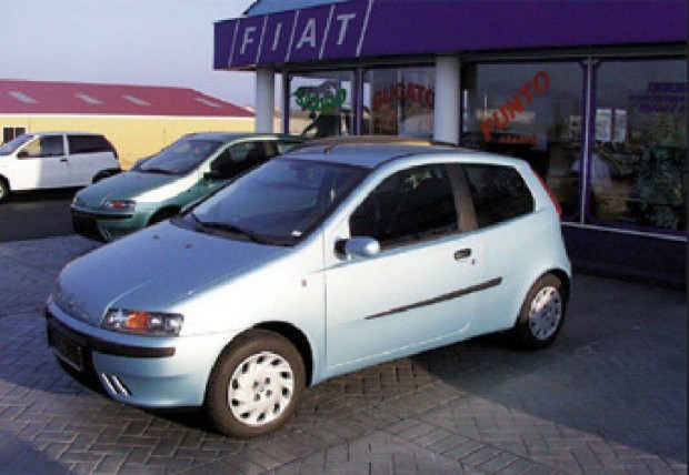 Fiat Punto II Ajtvd Dszlc Oldalcsk