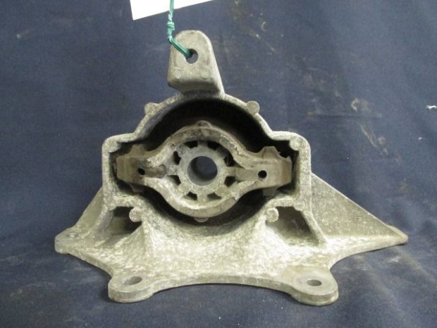 Fiat Punto II. 1,9 8v szívó Diesel váltótartó gumibak 46772001