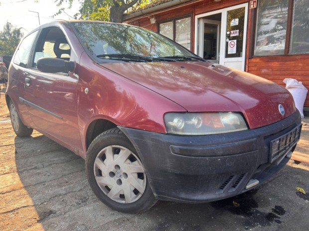 Fiat Punto II (2000) 1.2i 188A4000 Alkatrszek #M1615