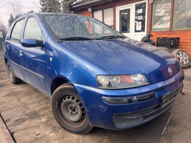 Fiat Punto II (2001) 1.2i 188A4000 Alkatrszek #M2201