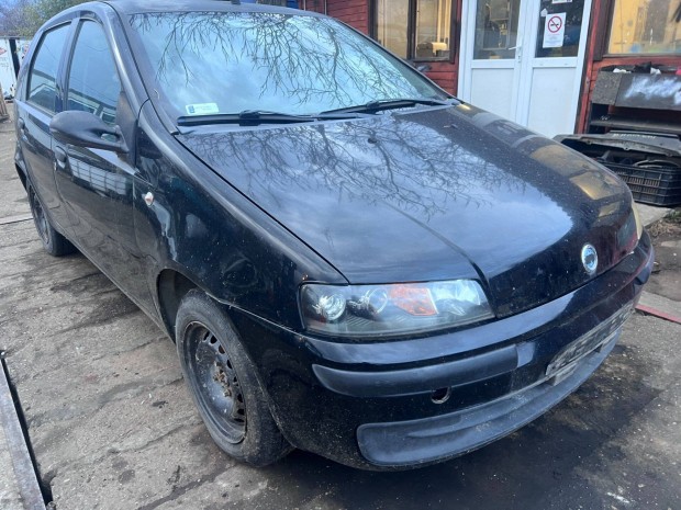 Fiat Punto II (2001) 1.2i 188A4000 Alkatrszek #M3347