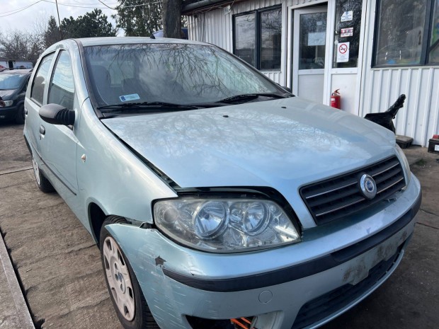 Fiat Punto II (2003) 1.2i 188A4000 Alkatr�szek #M3769