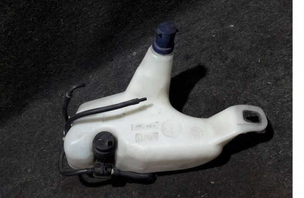 Fiat Punto II gy�ri ablakmos� folyad�k tart�ly