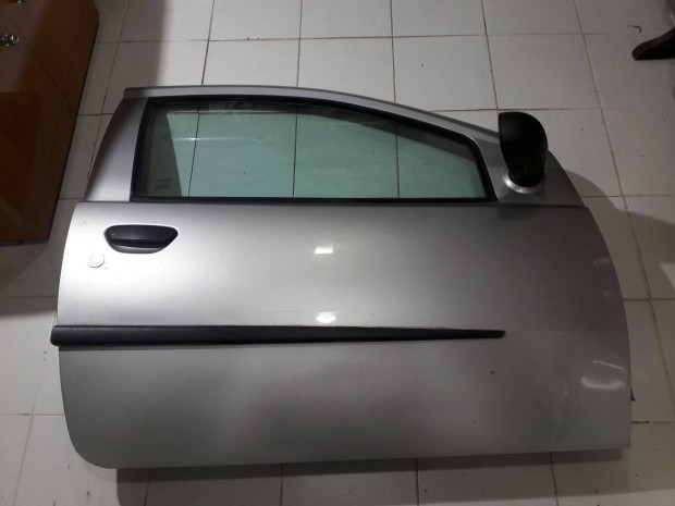 Fiat Punto II gy�ri komplett jobb ajt�