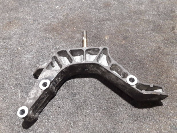 Fiat Punto II gy�ri v�lt� tart� k�zdarab / bak