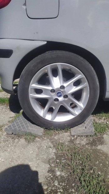 Fiat Punto MK2 15" felniszett
