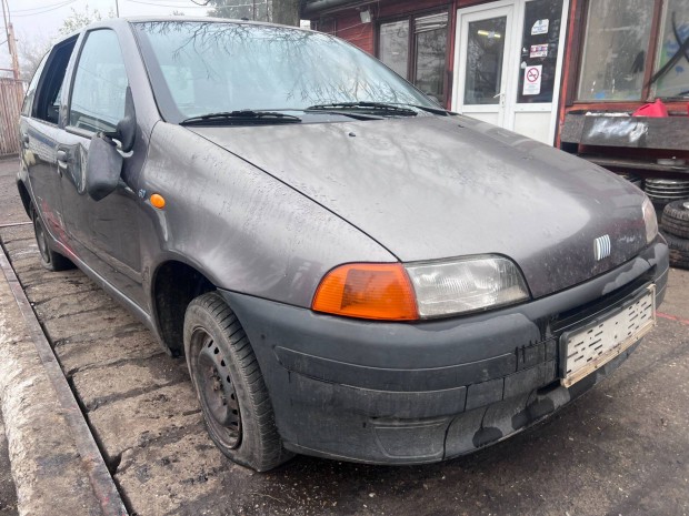 Fiat Punto (1999) 1.2i 176B4000 Alkatrszek #M3319