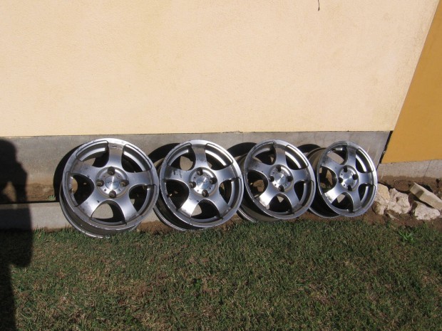 Fiat Punto alufelni 4x100,15" fests eltt