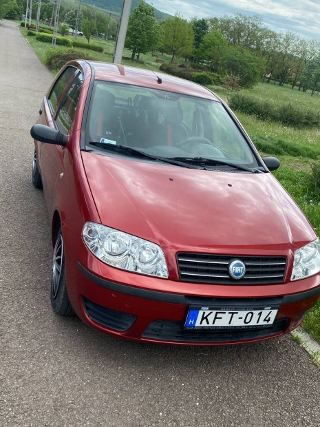 Fiat Punto elad