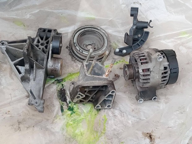 Fiat Puntó képeken látható bontott alkatrészei eladók!