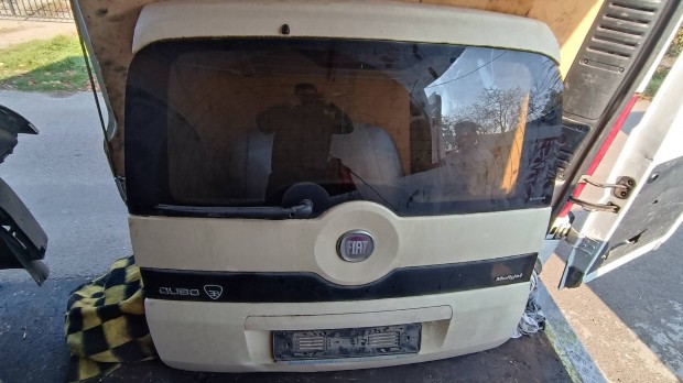 Fiat Qubo csomagtrajt rozsdamentes veggel