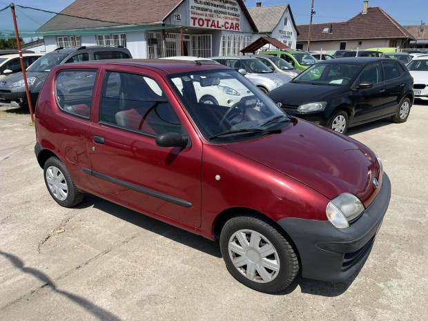 Fiat Seicento 1.1 Active Szervizkönyves.1 Tulajos