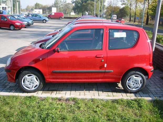 Fiat Seicento Ajtvd Dszlc Oldalcsk