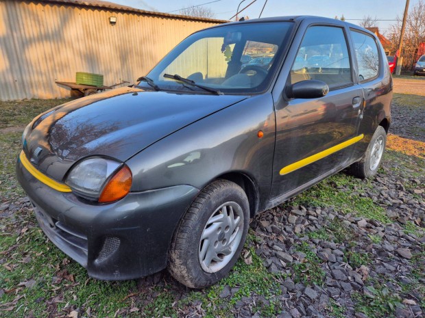 Fiat Seicento alkatr�szei elad�ak