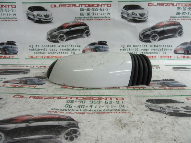 Fiat Seicento fehér színű, manual , bal oldali tükör a képen látható