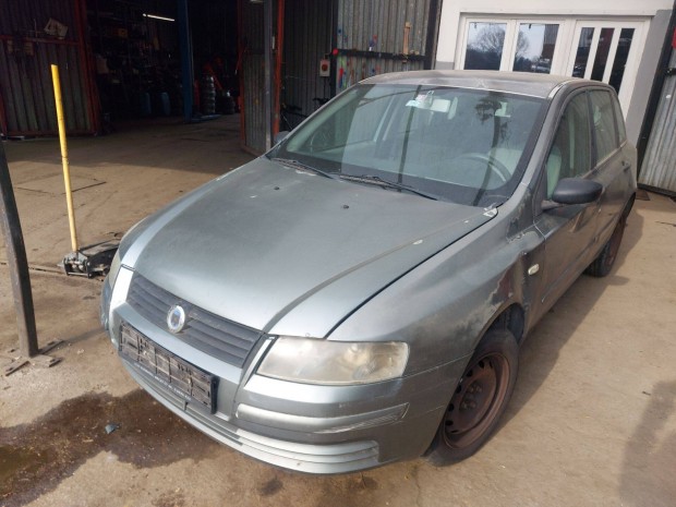 Fiat Stilo 1.4 alkatr�szei