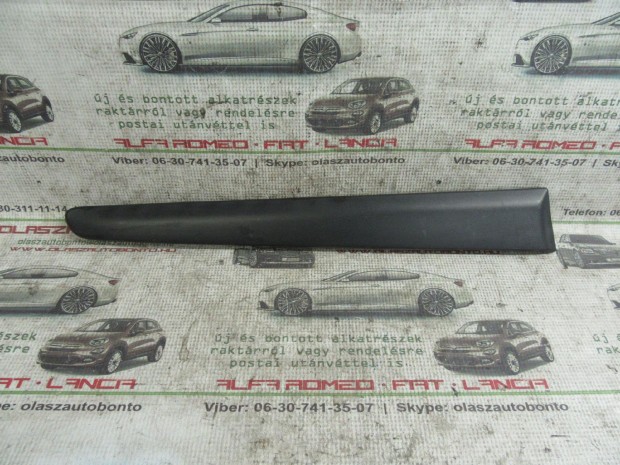 Fiat Stilo 3 ajtós, 735314532 számú, jobb hátsó díszcsík
