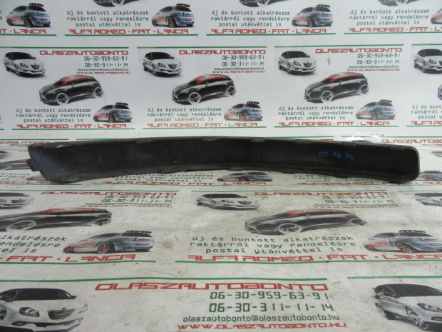 Fiat Stilo 5 ajtós, 1821920141 számú, bordó színű, bal első díszcsík