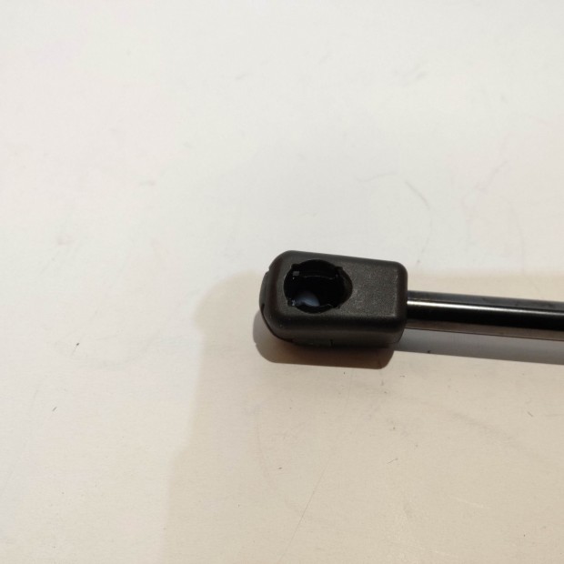 Fiat Stilo 5 ajtós utángyártott új csomagtérajtó teleszkóp 46784995