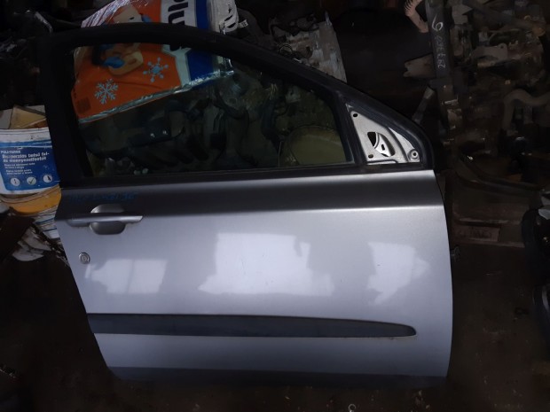 Fiat Stilo Jobb Els� Ajt�