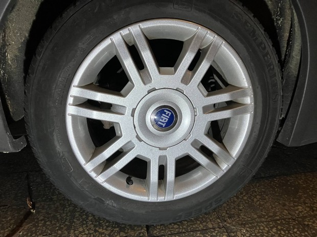 Fiat Stilo Uproad gyri alufelni 16 4x98 tli gumi 205/55R16 felni