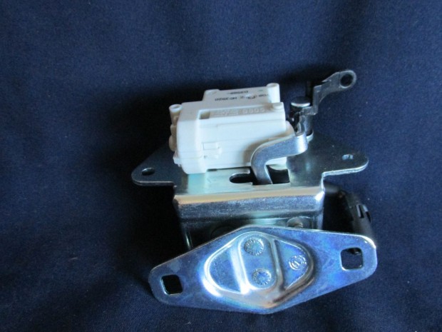 Fiat Stilo kombi gyári új, csomagtér ajtó zár 51747198