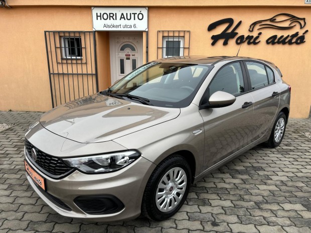 Fiat Tipo 1.4 16V Easy Szervizkönyv! EURO 6