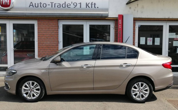 Fiat Tipo 1.4 16V Lounge 1.tulaj/27 E km/Mo-i!/...