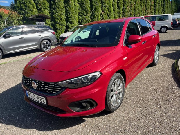 Fiat Tipo 1.4 16V Lounge Lounge kivitel/1. tul....